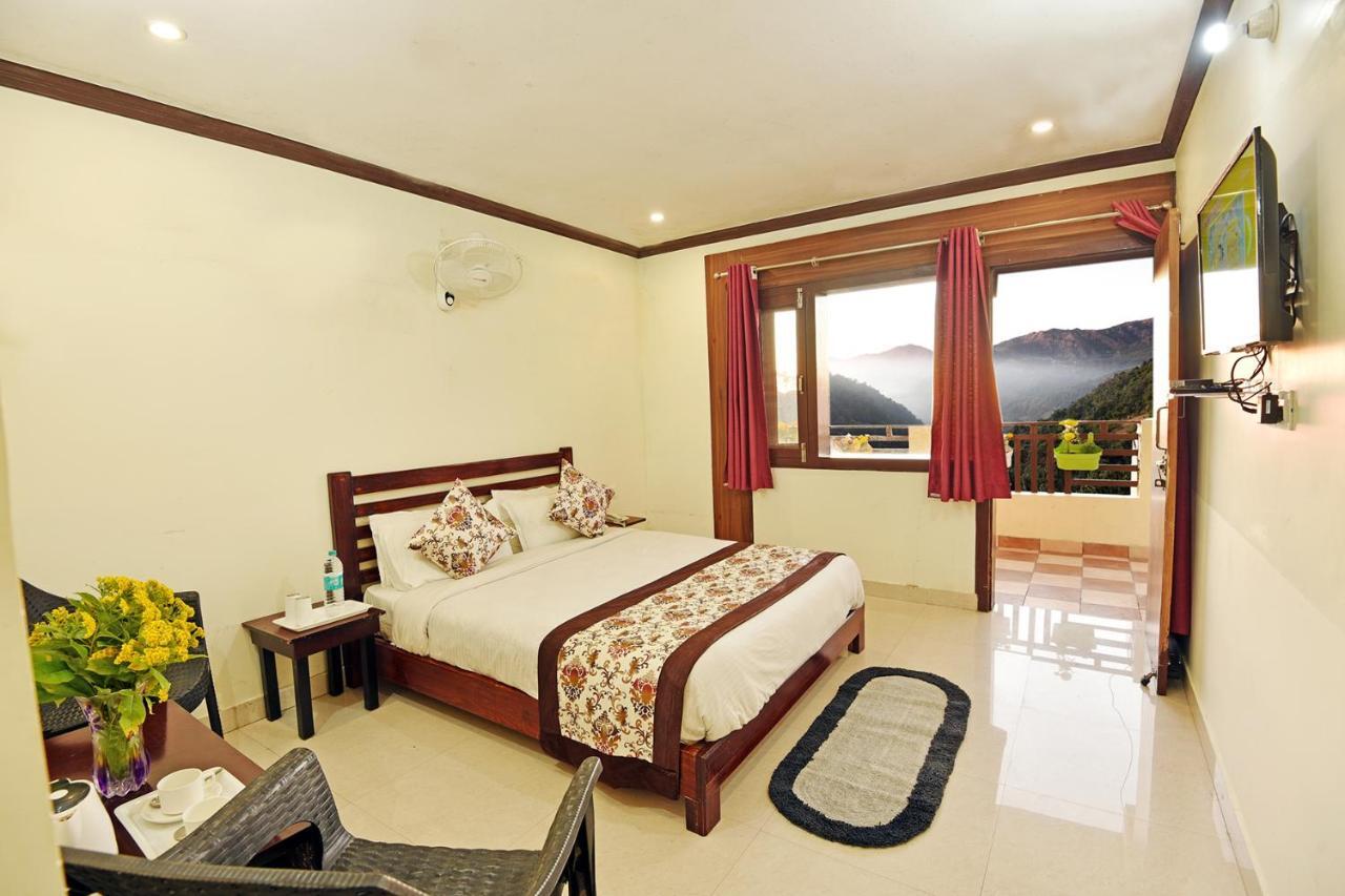 Green Roof Hotel Nainital Buitenkant foto
